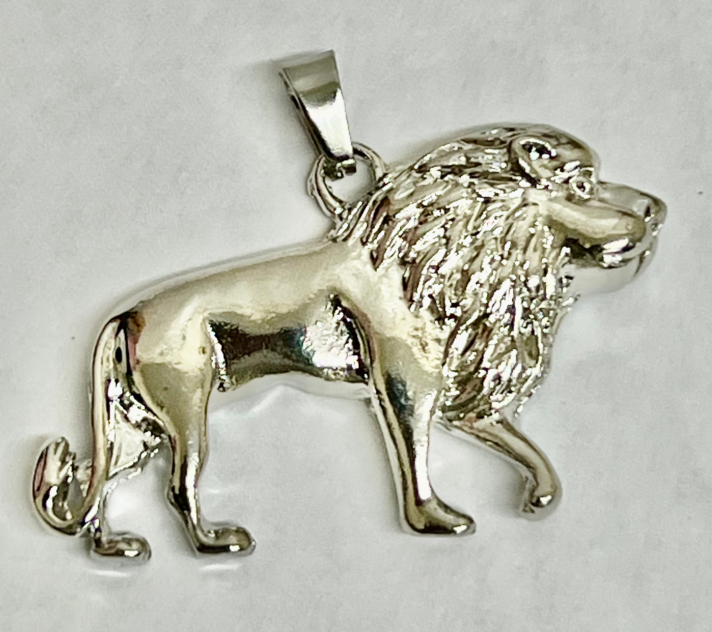 Full Lion (C373)