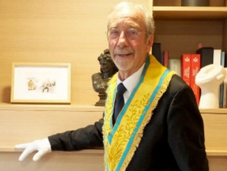 Maurice Leduc reconduit à la tête du Droit Humain français