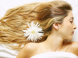 ☀️ 5 Beauty Problems That Show Up This Time of Year (and How to Fix Them)