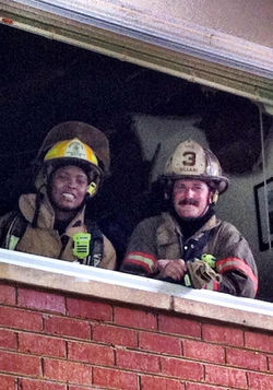 481052_226556904133427_88686241_n