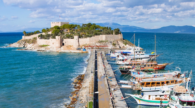 Kusadasi-Bronz-Cankurtaran-Egitimi.webp