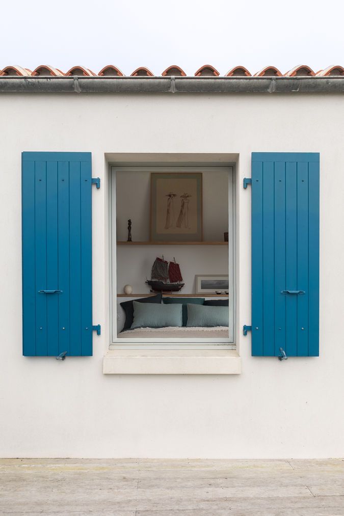 Samuel Lefebvre - Architecte du patrimoine à bordeaux - Construction d'une maison de plage à Oléron - maison de vacances - séjour ouvert sur jardin - maison sur l'océan