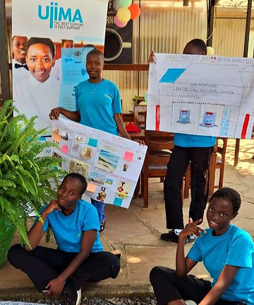 WhatsApp Image 2025-11-17 at 14.00_edited.jpg