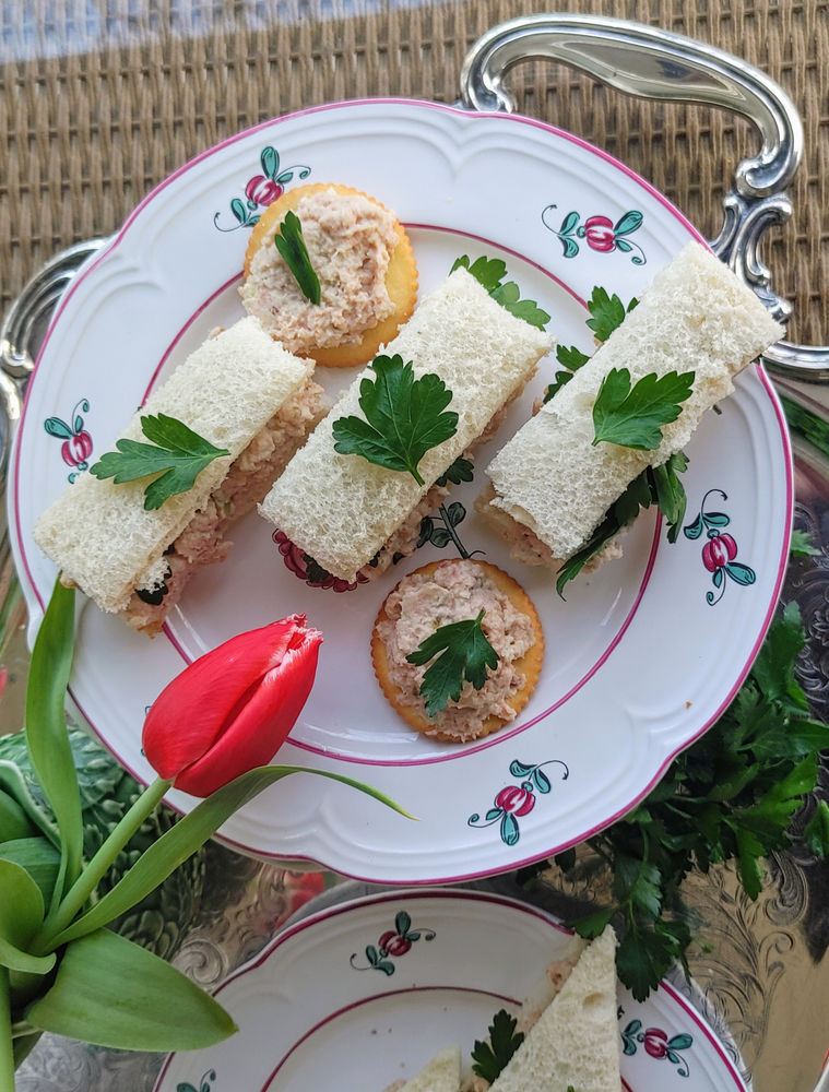 Paula Deen's Best Ham Salad Sandwich Recipe