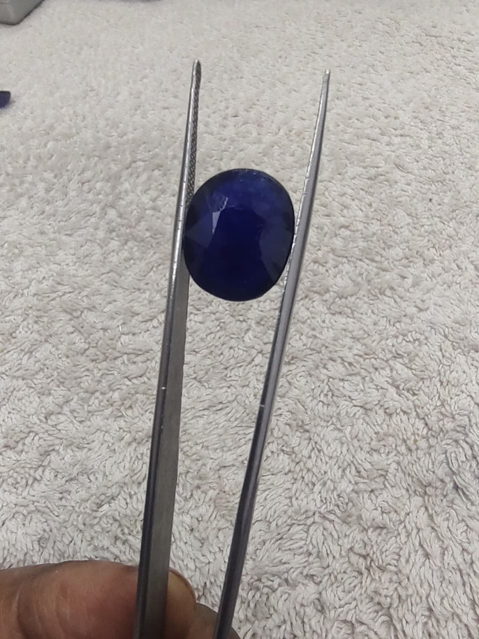 Natural-Blue-Sapphire-(Neelam)-Gemstone.jpg