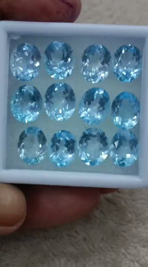 natural-sky-blue-topaz-stone.jpg