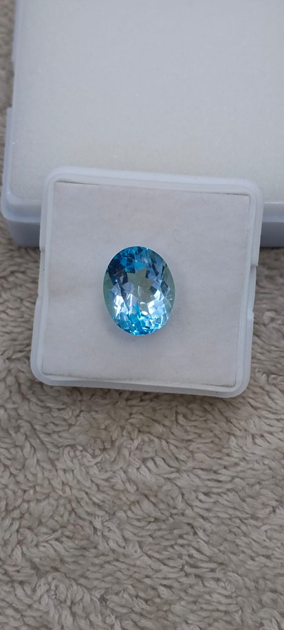certified-blue-topaz.webp
