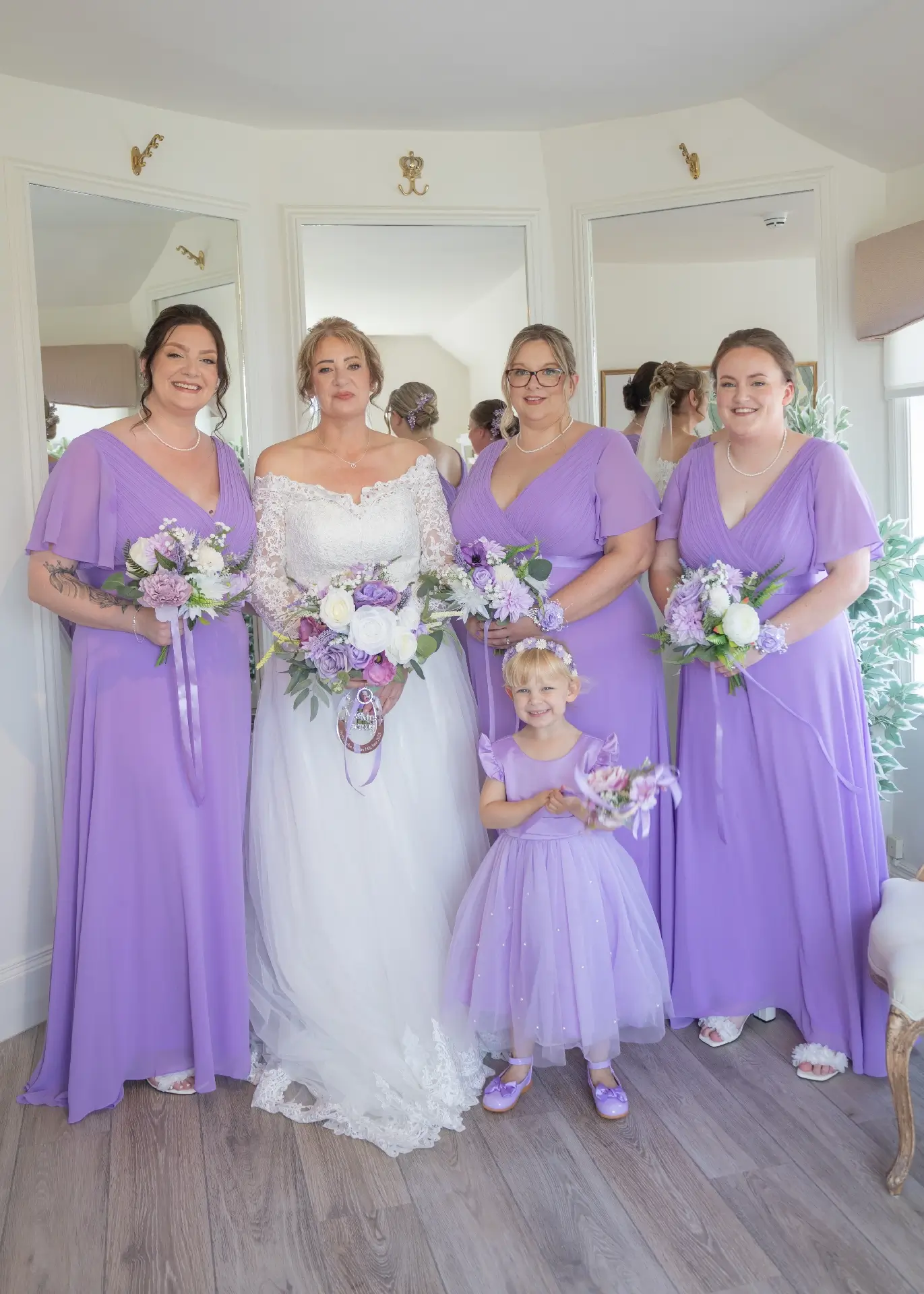 Bridal party at the Fennes