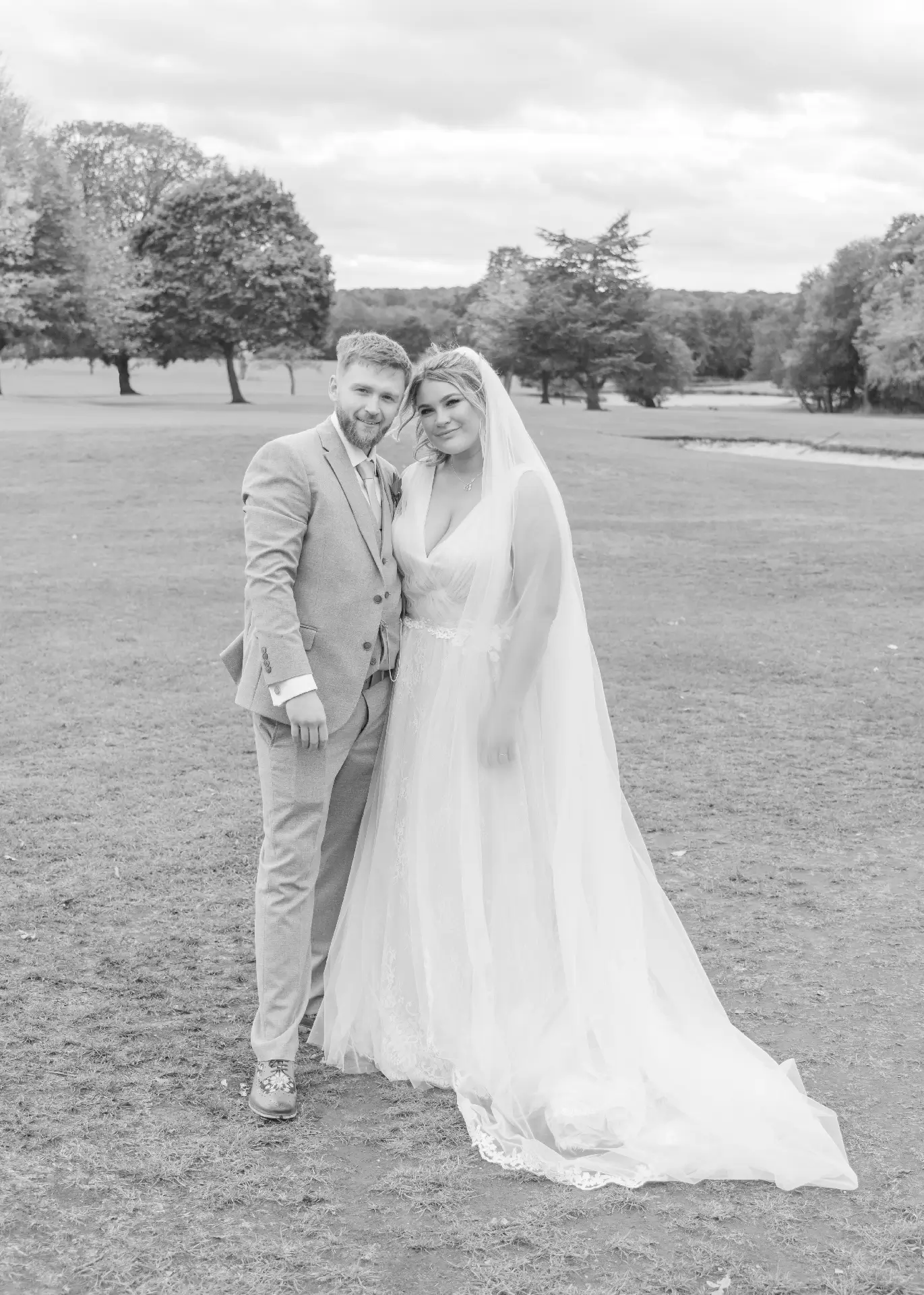 Bride and groom at Gosfield Lake Golf Club