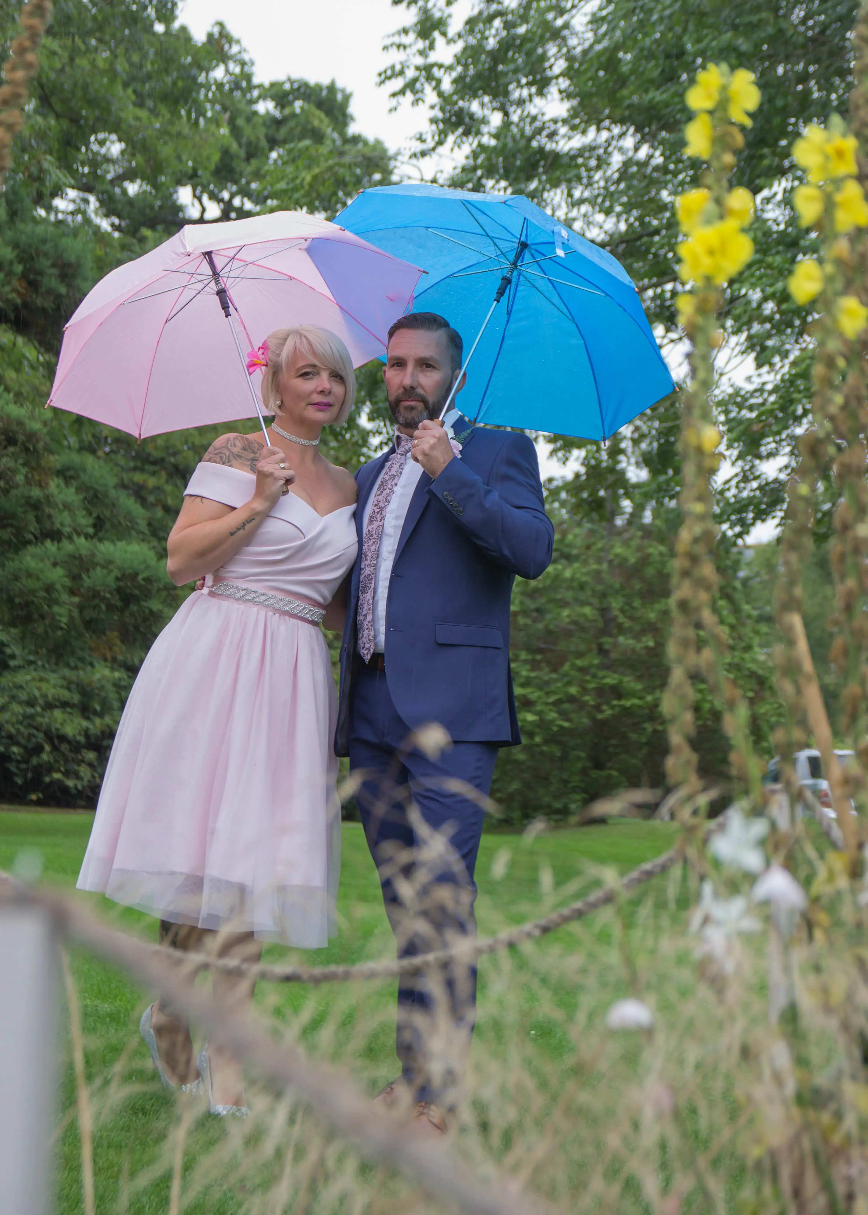 Couple in th grounds of The Ivy Hill Hotel