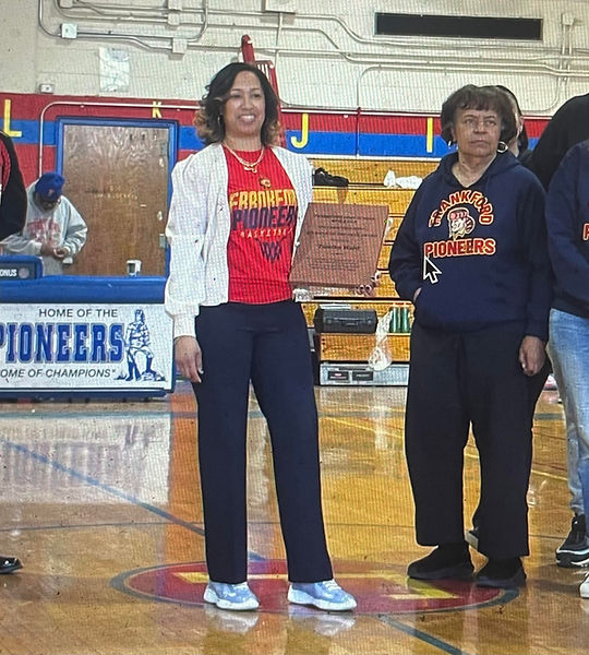 MLK DAY3 - TAMIKO WITH AWARD.jpg