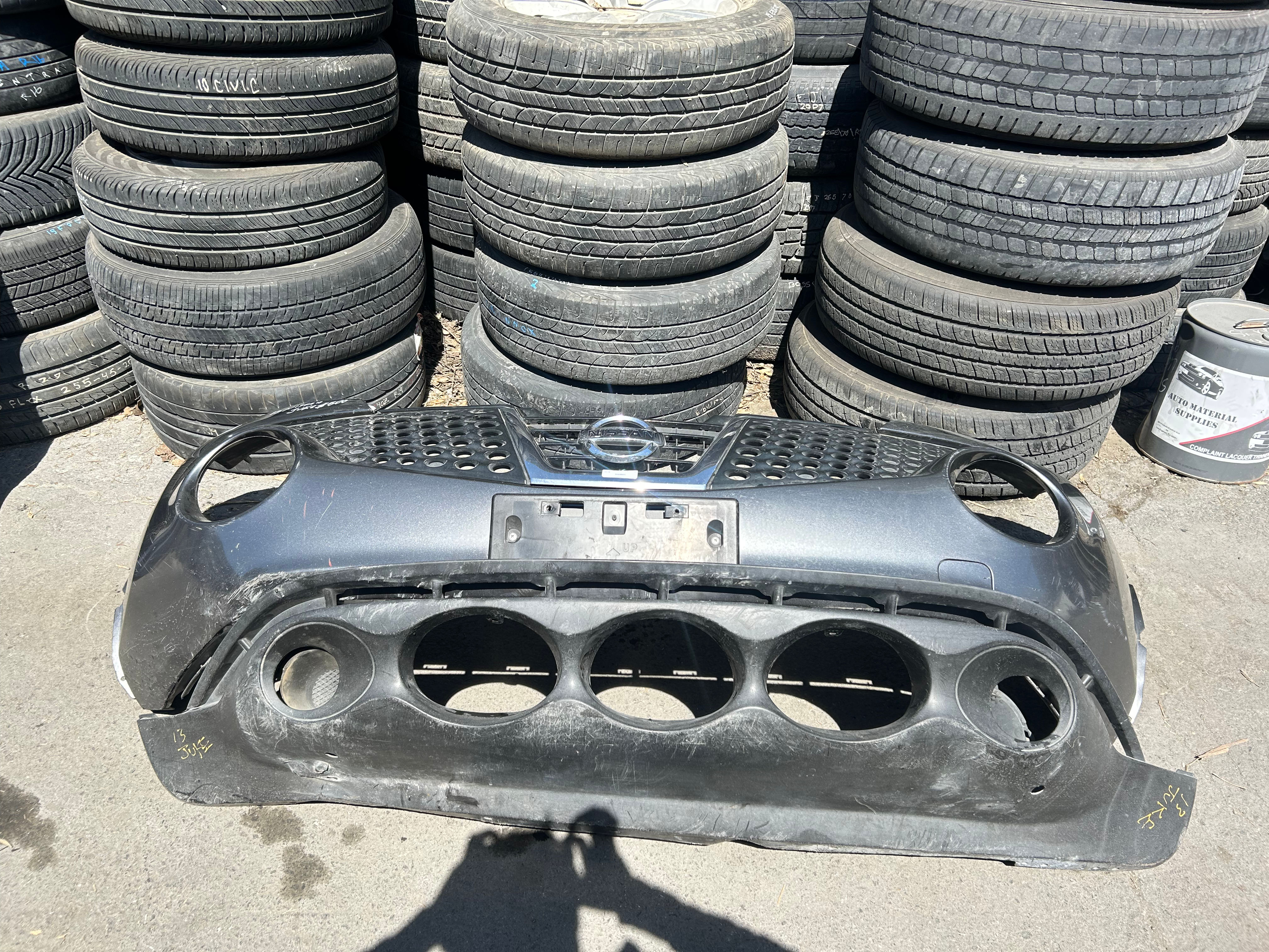 2013-2014 Nissan Juke Front Bumper
