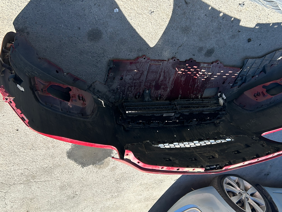 Miniatura: 2015-2016 Chevy Malibu Front Bumper Assembly 