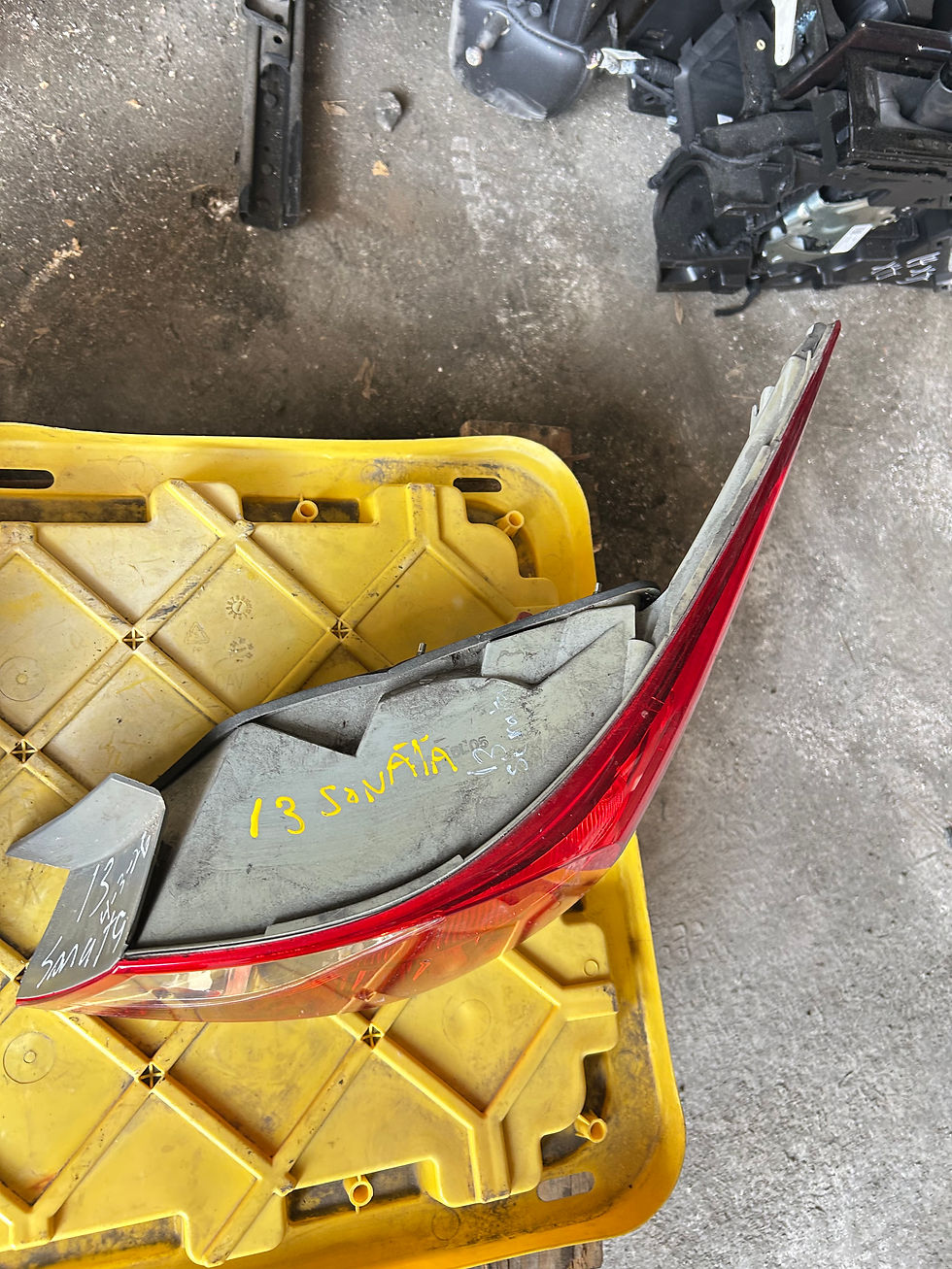 Thumbnail: 2011-2015 Hyundai sonata driver left tail light $120 right passenger tail light 