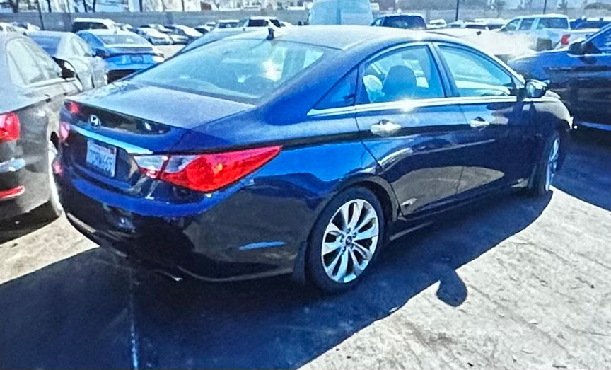 Thumbnail: 2013 Hyundai Sonata Car Vehicle 2.4 for parts 