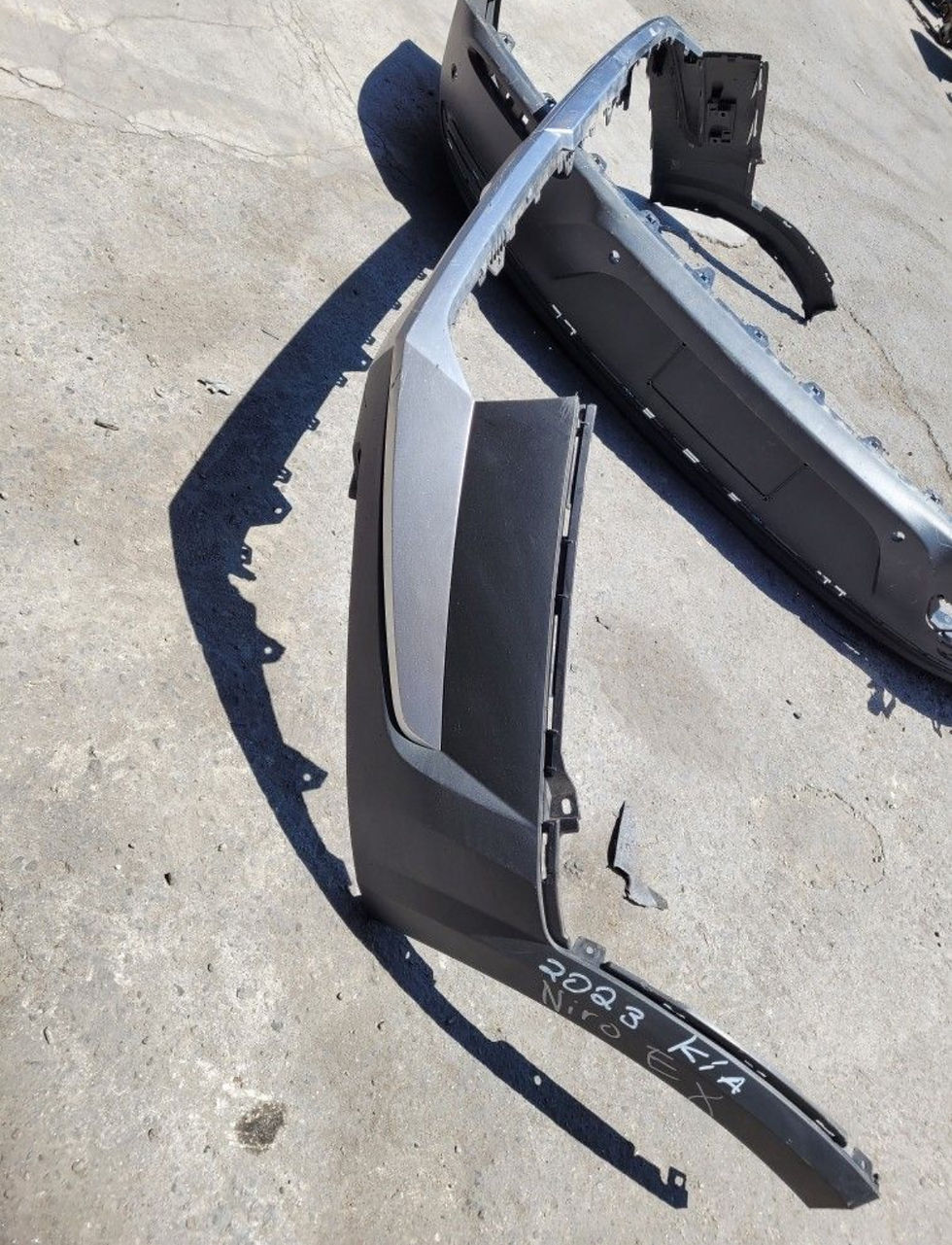 Thumbnail: 2023 Kia Niro Front Lower Balance 