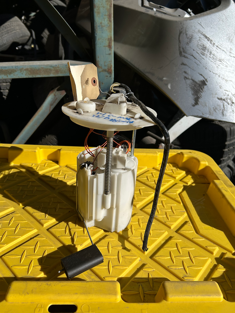 Miniatura: 2014 Ford Cmax Fuel Hybrid Pump 