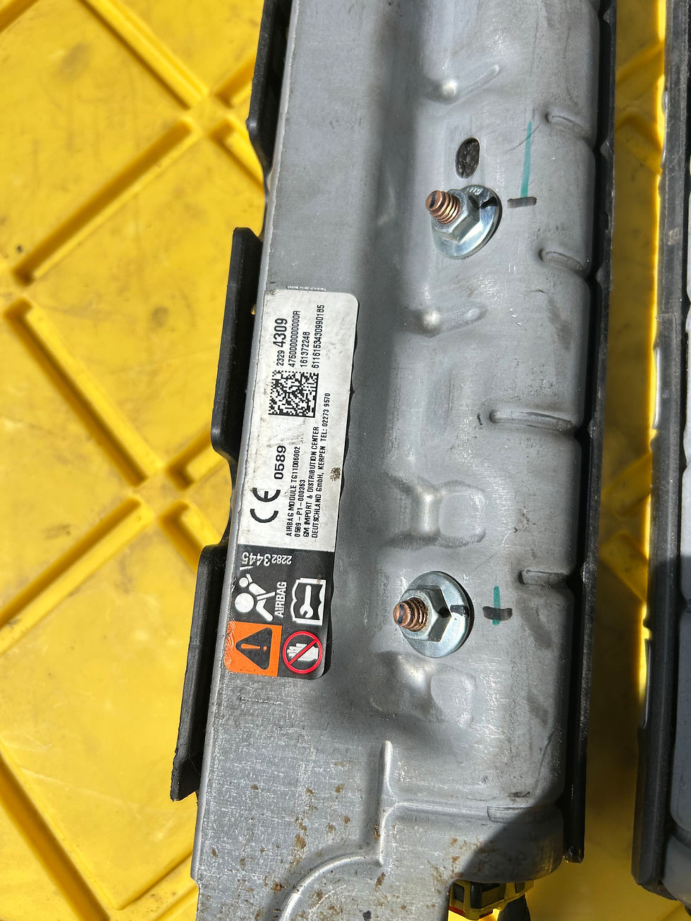 Thumbnail: 2014-2020 Chevy Impala curtain right passenger knee part