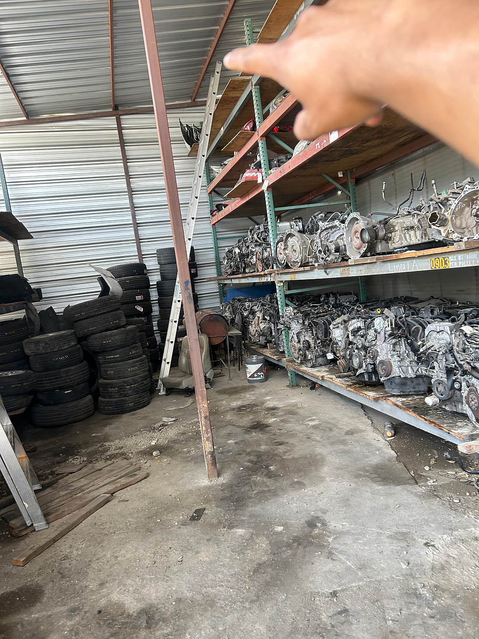 Miniatura: 2014 Gran Cherokee Left Driver Headlight $250 Right Passenger Headlight $250