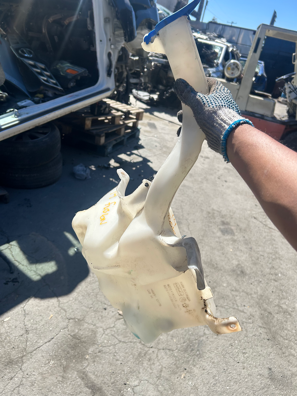 Thumbnail: 2014 Ford Fusion 1.5 Reservoir 