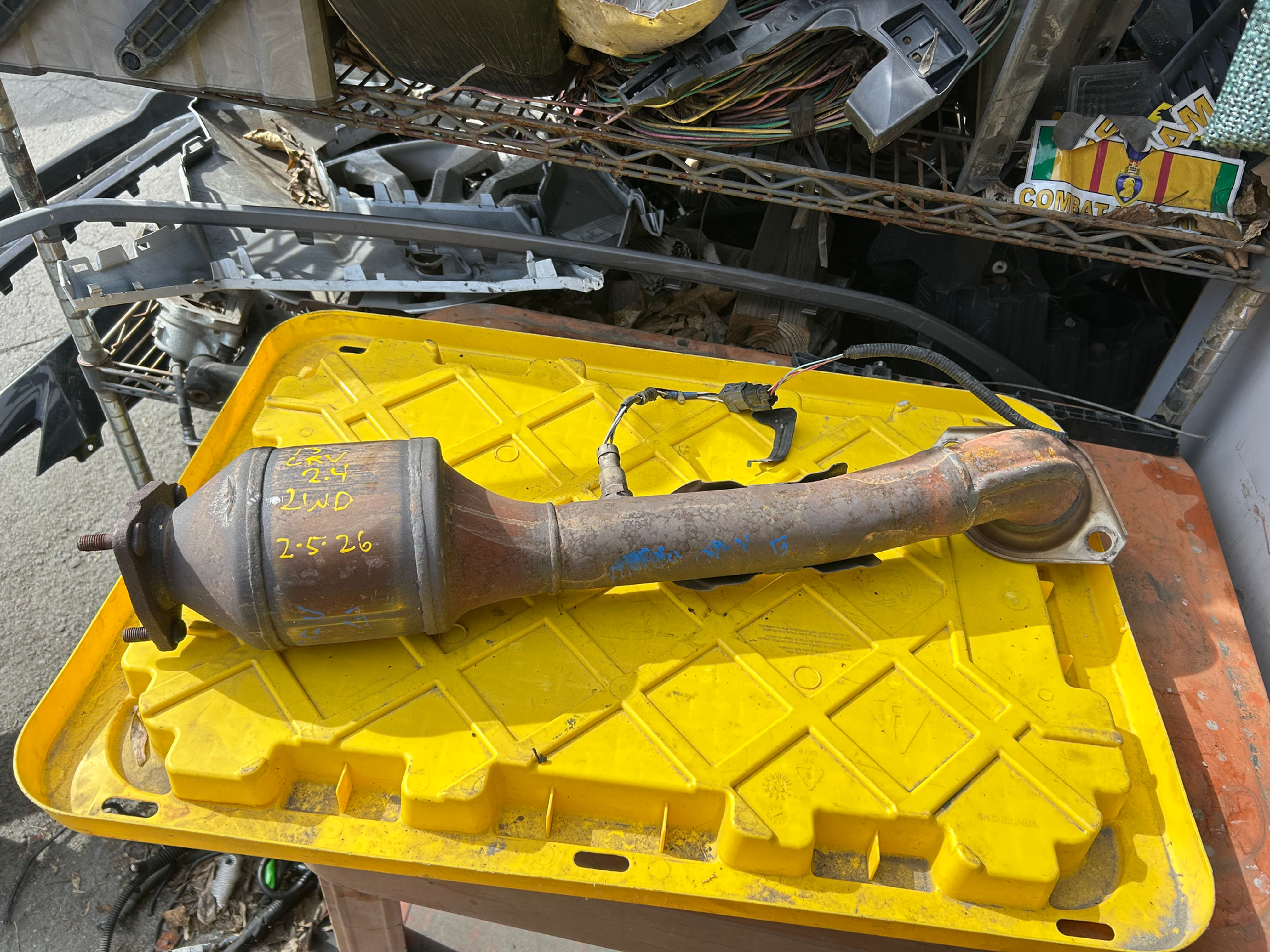 2012-2014 Honda Crv 2.4 2wd Exhaust Manifold 