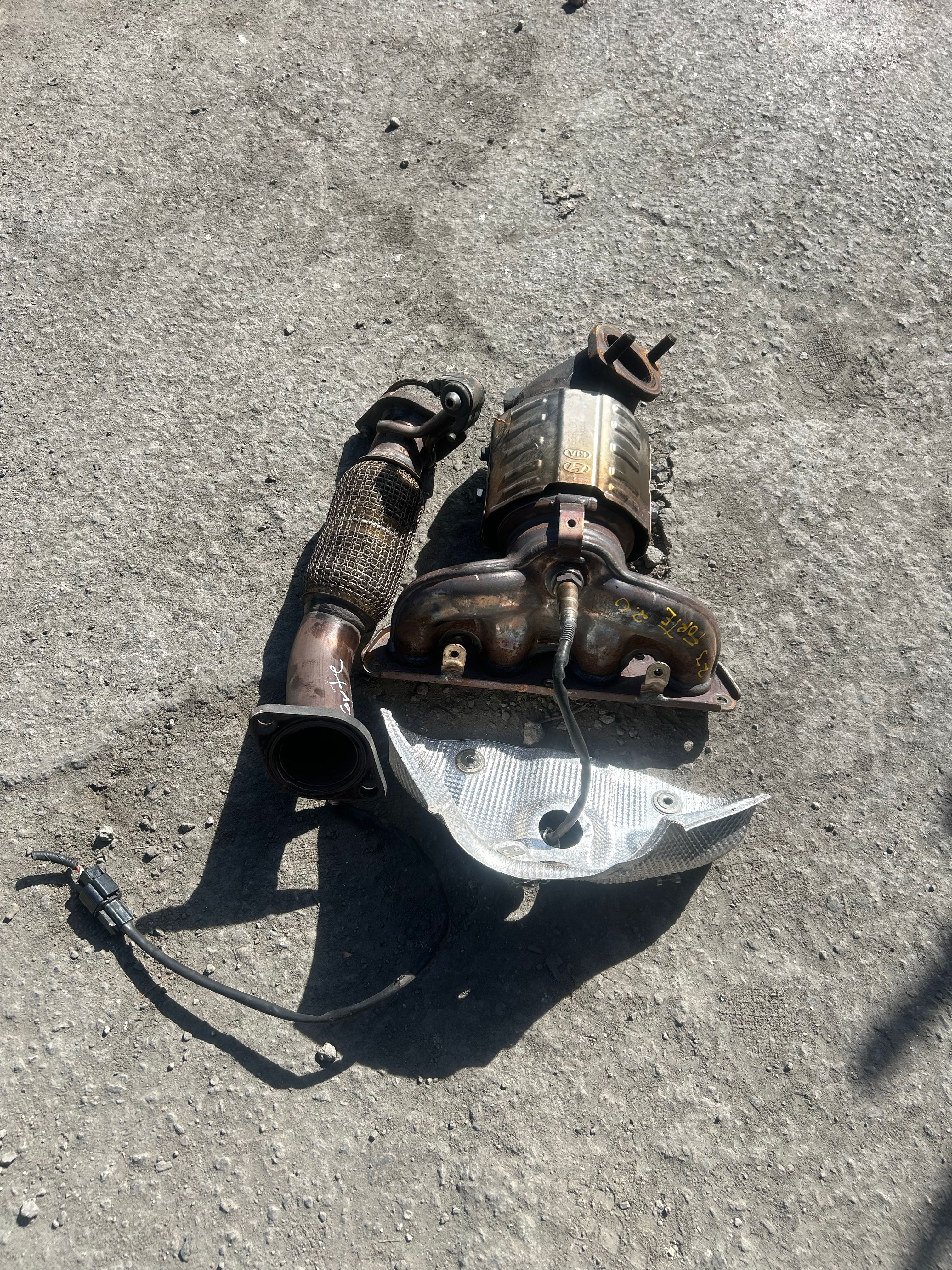 2019-2024 Kia forte 2.0 exhaust manifold assembly