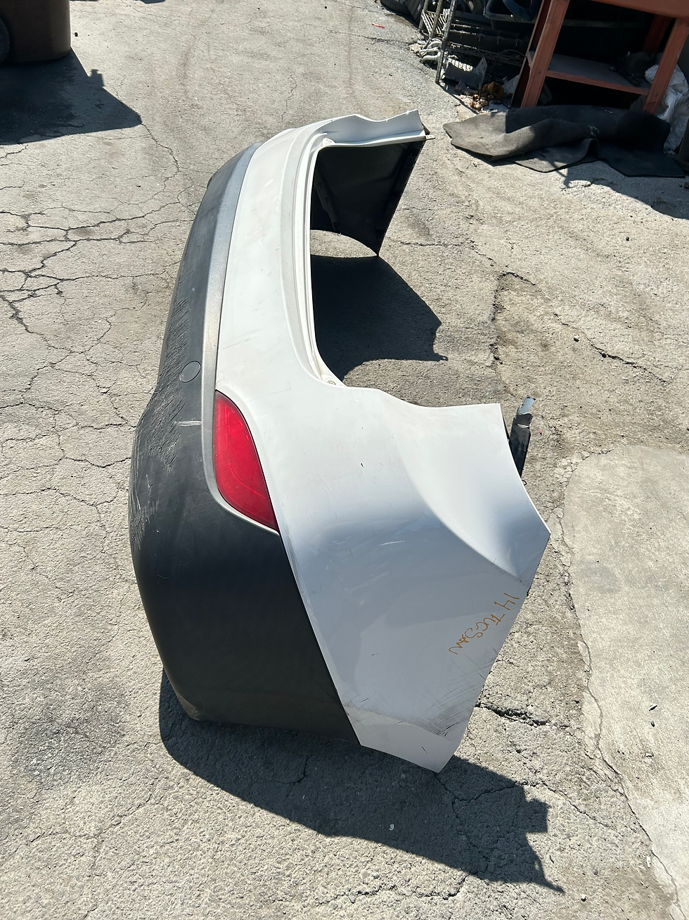 Thumbnail: 2010-2015 Hyundai Tucson Rear Bumper 