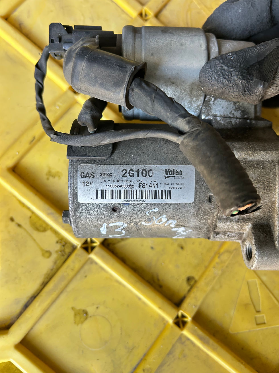 Thumbnail: 2011-2015  Hyundai Sonata starter 2.4 gas type 