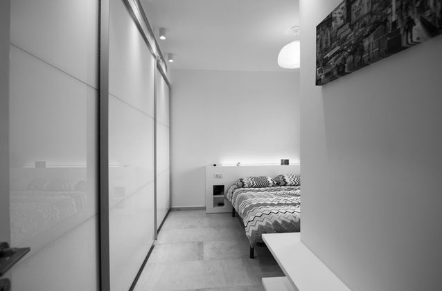 Modern Scandinavian style apartment

characterized by clean lines, minimalism, elegant and color touches.