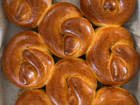 לחמניות קשר מקמח כוסמין מלא