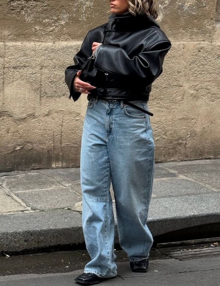 Baseline baggy balloon jeans in mid wash