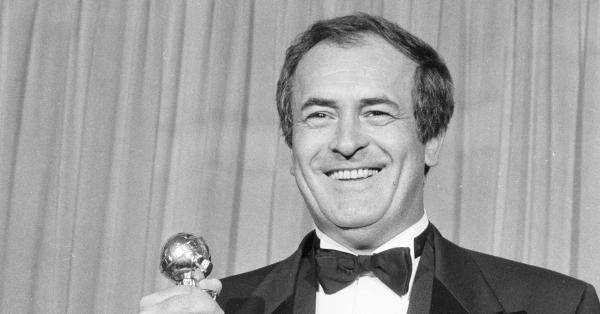 Bernardo Bertolucci memenangi Golden Globe 1988 lewat film The Last Emperor (Foto: goldelglobe.com)