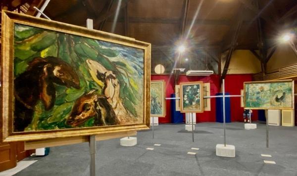 Pameran lukisan berjudul “Seakan-akan Tidak Ada Matahari”. (Amanda Rachmadita/Historia.ID).