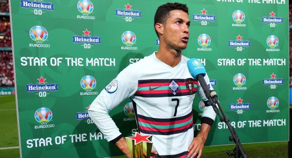 CR7 tinggal mengejar tiga gol lagi untuk menyamai perolehan gol Ali Daei sebagai pemain tersubur di pentas internasional (Twitter @EURO2020)