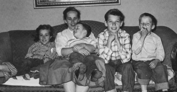 Catherine Eugenia Finnegan bersama anak-anaknya. (joebiden.com).