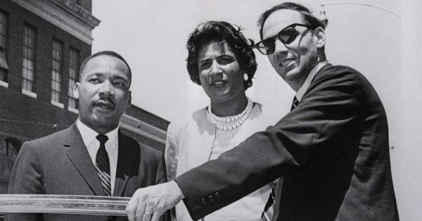 William Kunstler (kanan) jadi salah satu kuasa hukum Dr. Martin Luther King Jr. sejak 1961 (Library of Congress)