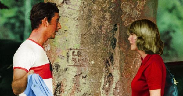 Charles sudah mengenal dan dekat dengan Camilla sejak 1970 (IMDb/Shutterstock)