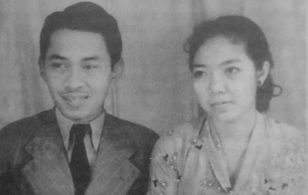 Opsir Udara II Iswahjoedi dan istri, Suwarti. (Repro Awal Kedirgantaraan di Indonesia).