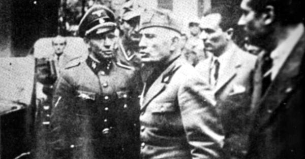 Penampakan terakhir Mussolini dalam keadaan hidup, dua hari sebelum disergap partisan komunis Italia (Wikipedia)