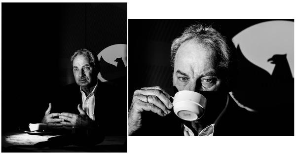 Alfred Riedl saat menjalani sesi wawancara khusus. (Fernando Randy/Historia.id).