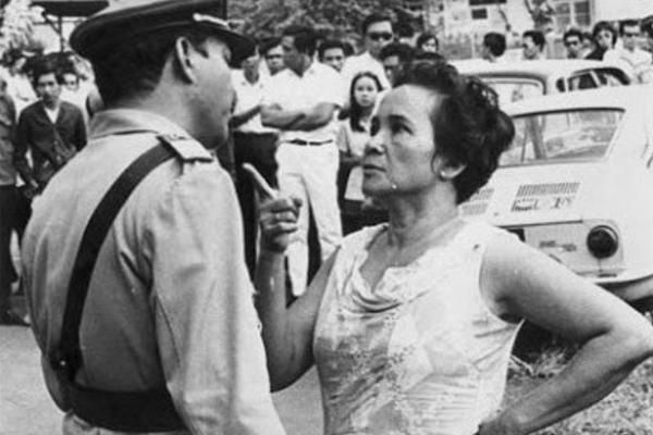 Ibu Rene Louis Conrad menunjuk Irjen Pol. Awaloedin Djamin, Deputi Urusan Khusus Polri.