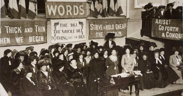 Organisasi feminis Women’s Social and Political Union pada tahun 1910. (museumoflondon.org.uk).