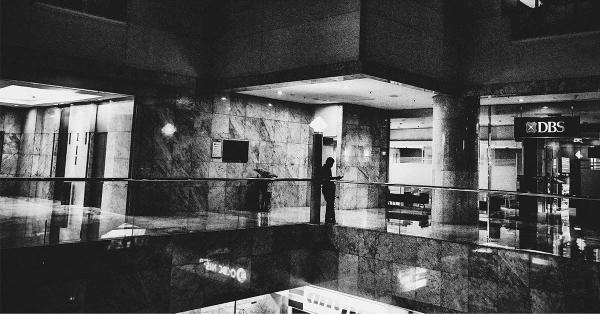 Kantor yang biasanya ramai di kawasan Sudirman, tampak sepi di tengah pendemi. (Fernando Randy/Historia).