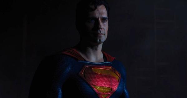Henry William Dalgliesh Cavill terakhir kali muncul sebagai Superman di credit scene film Black Adam (IMDb)