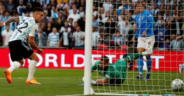 Kala Argentina menghancurkan Italia, 3-0 di Finalissima 2022 (uefa.com)