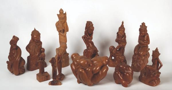 Sejumlah patung kayu Koleksi Pita Maha (Balinese Art Treasures of the 1940s)