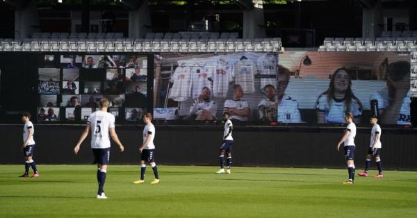 Cara kreatif AGF Aarhus, klub Superligaen Denmark yang menghadirkan suporter via video conference Zoom (Foto: agf.dk)