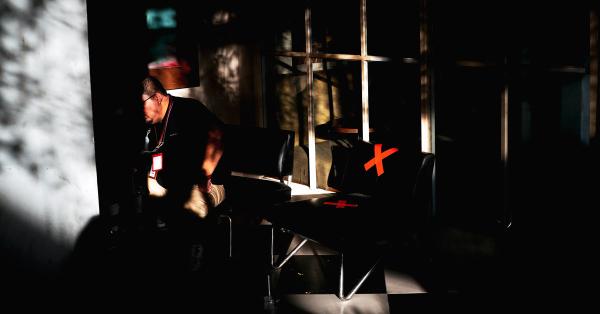 Para pengunjung di kawasan Metropole. (Fernando Randy/Historia.id).