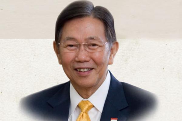 Kwik Kian Gie, Menteri Koordinator Bidang Ekonomi, Keuangan, dan Industri (1999-2000). (kwikkiangie.com).