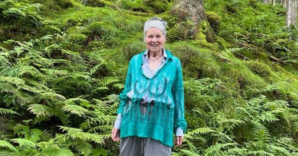 Vivienne Westwood pada 2021. (Instagram @viviennewestwood).